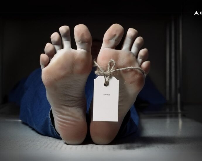 kota-suicide-news:-गम-में-डूबे-माता-पिता-बेटे-को-याद-कर-फफक-पड़े,-कहा-‘इस-बार-neet-की-परीक्षा…’