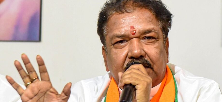 ‘ऐसे-लोगों-को-चुल्लू-भर-पानी-में-डूब…’,-पाकिस्तान-समर्थित-नारेबाजी-पर-बोले-दिलीप-जायसवाल