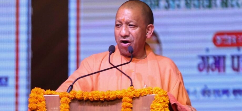 यूपी-के-सभी-75-जिलों-में-एक-साथ-चला-अभियान,-cm-योगी-के-आदेश-पर-इन-ई-रिक्शा-वालों-पर-एक्शन