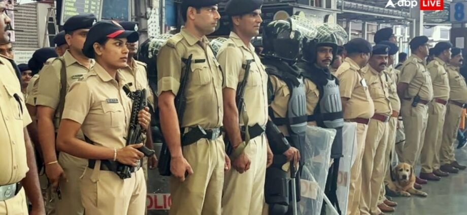 मुंबई-में-मॉक-ड्रिल-के-दौरान-क्या-होगा,-कहां-कहां-ब्लैकआउट?-बजेंगे-60-सायरन,-जानें-डिटेल
